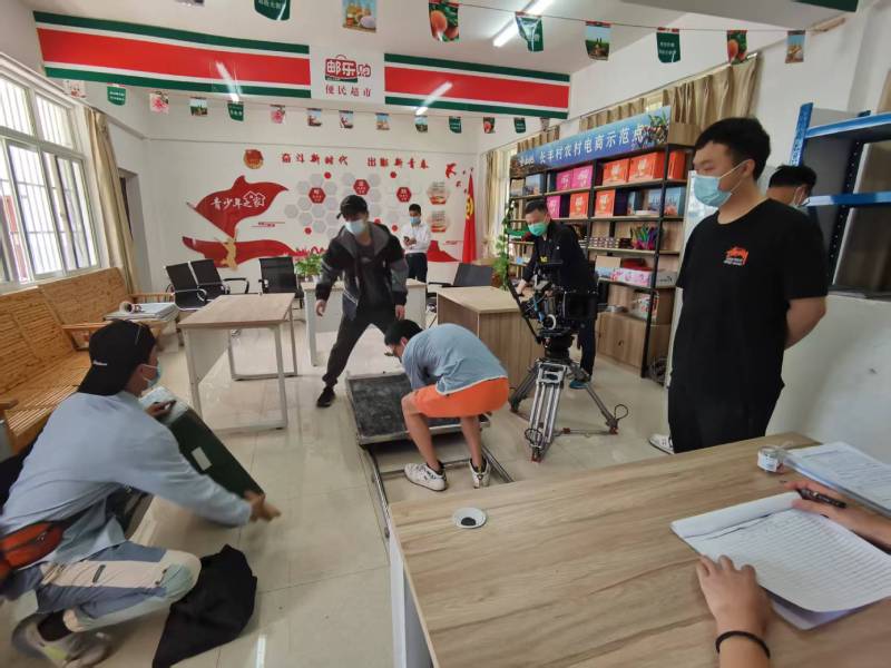 追星女孩心理学分析报告：福鼎市广告片拍摄公司揭秘饭圈应援式传播逻辑